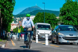 300 vélos par jour : la piste cyclable des boulevards sud de Clermont-Ferrand sera pérennisée