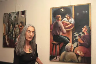 Krystina Trebbi expose ses œuvres au bar Les Régates