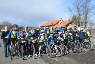 Paris-Nice à Châtel-Guyon : les petits cyclistes livrent leur regard sur l’événement
