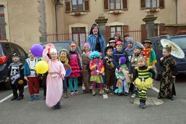 Les enfants ont fêté carnaval dans la joie