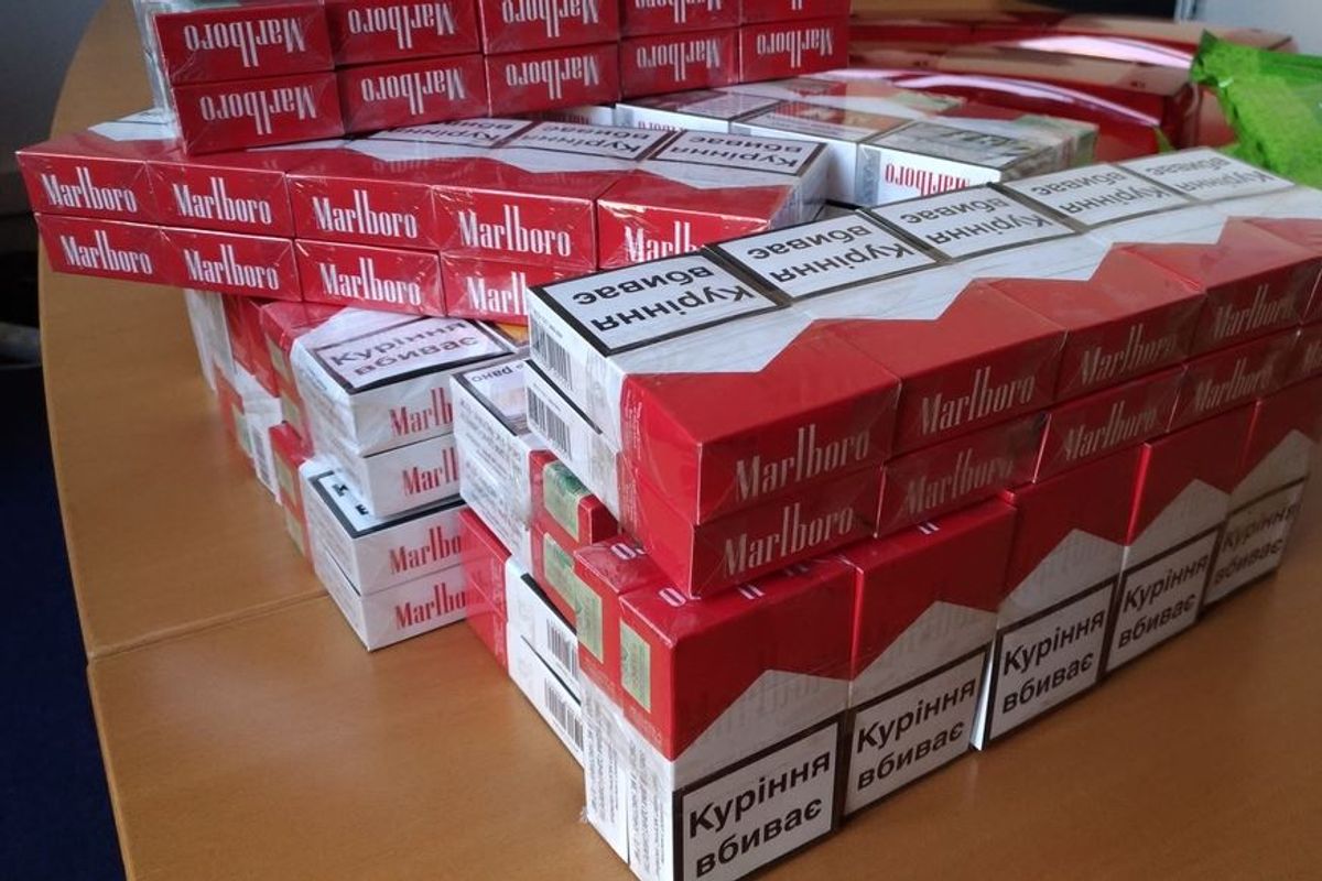 cartouche cigarette Plus d'un millier de cartouches de cigarettes contrefaites saisies dans le  Montargois