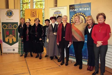 Les clubs service associés à la Journée des droits des femmes