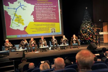 La réunion publique organisée à Aurillac sur la LGV Poitiers-Limoges-Brive très peu suivie