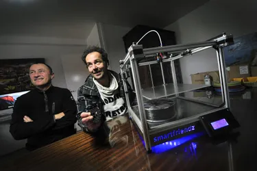 Deux Cantaliens développent une imprimante 3D pour les particuliers