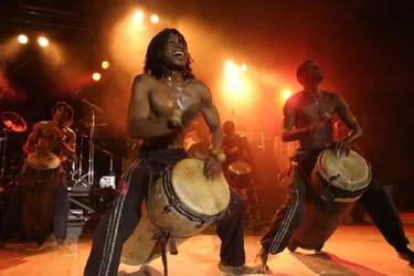 Les Tambours de Brazza font résonner l’âme du Congo