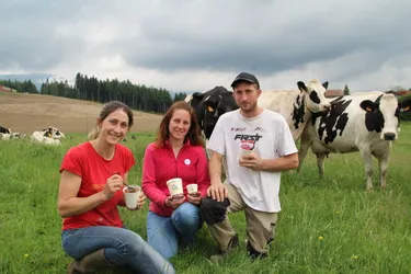 Le Gaec des Beaucerons, à Bertignat (Puy-de-Dôme), lance sa production de glaces artisanales avec le lait de la ferme