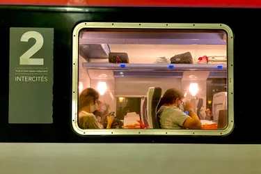 Un voyage Paris-Nevers en presque 9 heures pour les passagers du train 5983, dans la nuit de dimanche à lundi