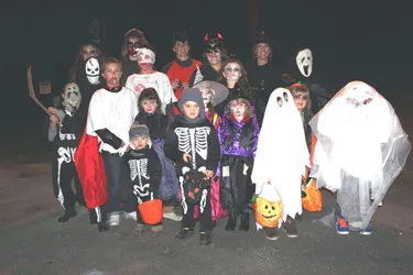 Les enfants des Roches ont fêté Halloween