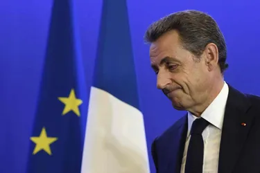 Nicolas Sarkozy en difficulté à l’issue d’un premier tour très médiocre