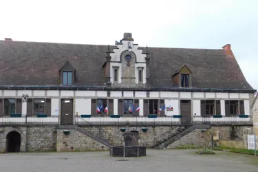 Après leur élection, les élus municipaux de Pionsat (Puy-de-Dôme) ont été installés