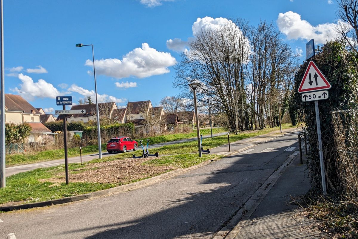 "Situation dangereuse" : à Bourges, un changement des règles de circulation ne fait pas l'unanimité