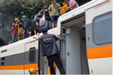 Taïwan : un train déraille dans un tunnel, au moins 50 morts