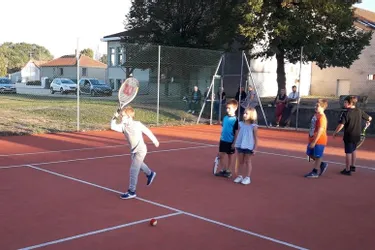 La relève est assurée au Tennis club