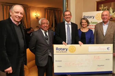 Le Rotary soutient l’action de l’association Sekoly