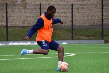National : Abdoulaye Bakayoko à peine arrivé au Puy Foot, déjà écarté par Roland Vieira