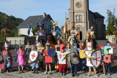 25 nouveaux chevaliers au château