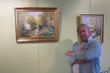 Le peintre, Creusois d’adoption, dévoile ses toiles à l’Office de tourisme jusqu’au 8 mai