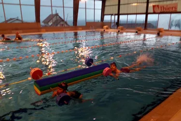 Le club Aqua Synchro Thiers propose de la nage pour tous