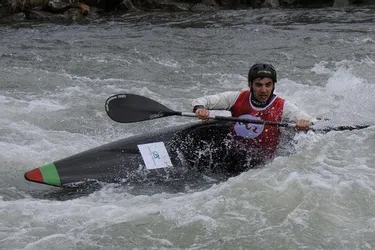 Ouverture des compétitions nationales pour le canoë-kayak