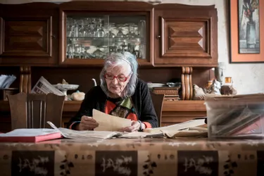 Une Montluçonnaise retrouve le courrier de ses grands-parents pendant la Grande guerre et en fait un album