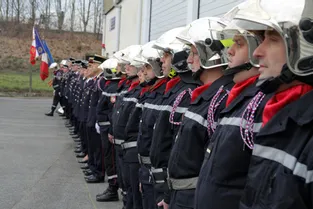 Des médailles, des promotions et du nouveau matériel pour les pompiers creusois