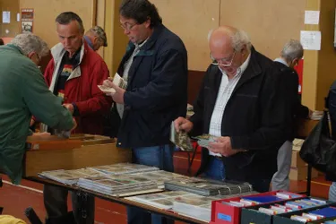 Le club brivadois des collectionneurs de cartes postales a été créé en 1983