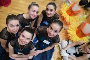 La danse, leur « oxygène », confient les Naïades de l'école Temps Danse à Yzeure (Allier)