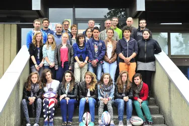 Rugby : Perf pour 5 groupes scolaires cantaliens