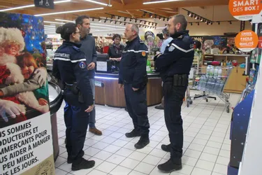 Surveillance et conseils avec la gendarmerie