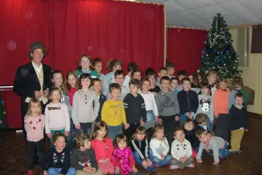 43 enfants au Noël du comité des fêtes