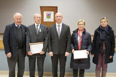 L’honorariat et des médailles pour deux anciens élus de la commune