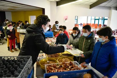 Pourquoi une centaine d'écoliers de CM2 ont dégusté un petit déjeuner allemand au collège Jules-Ferry de Montluçon (Allier)