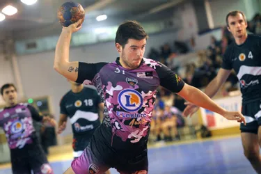 La belle progression du jeune handballeur du HC Volcans Alexis Clavière