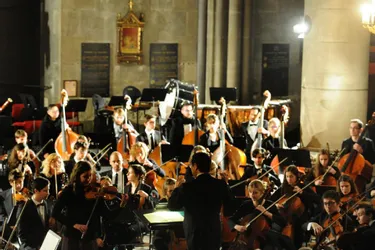 Orchestre et orgue à Moulins