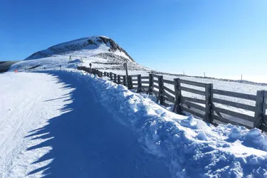 Entre neige, givre et glace, les plus belles photos du Cantal, dans la vague de froid, sur Twitter et Instagram