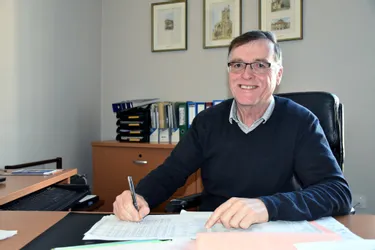 Après 37 ans à la mairie d'Ambert, Yves Allary quitte son poste de directeur général des services