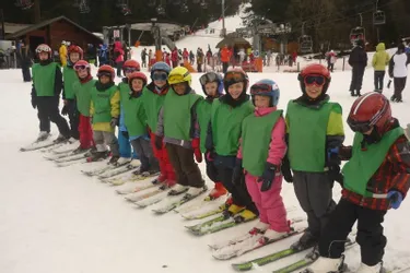 Les enfants ont apprécié les sorties ski des centres de loisirs du Cézallier