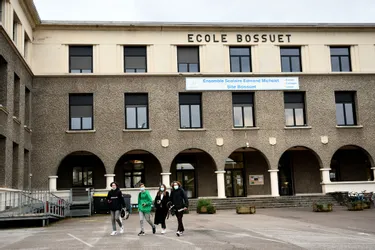 Pourquoi le lycée privé Bossuet de Brive a opté pour les cours en présence pour tous ses élèves ?