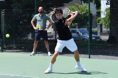 Kilian Maitre, joueur de tennis au CAB, se lance dans l'aventure pour vivre son rêve américain