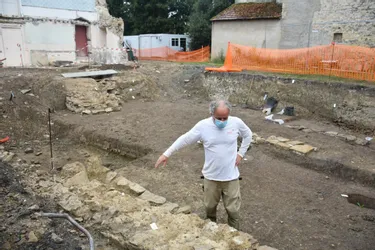 A Aigueperse (Puy-de-Dôme), des fouilles archéologiques mettent au jour une intéressante fonderie médiévale