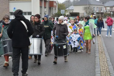 Le défilé du Carnaval a mis du rythme dans les rues de la cité