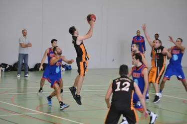 Les basketteurs dominent Gerzat (66-61)