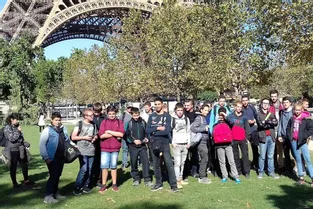Les lycéens de Claude-Mercier à Paris
