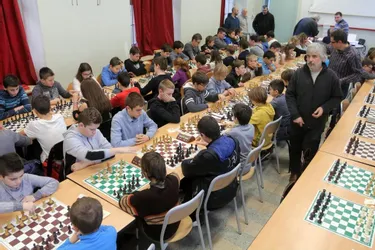 Le club d’échecs en visite à Montluçon