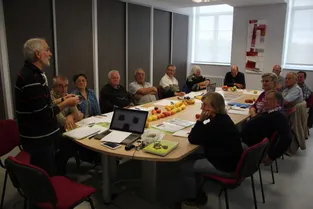 L’association des Croqueurs de pomme propose des ateliers pour reconnaître les variétés locales