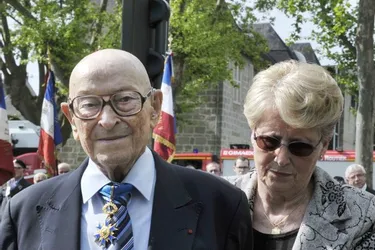 L’historien Jean-Michel Valade touché par la disparition, samedi, du résistant Roger Gouffault