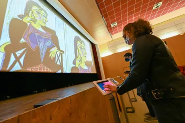 Un projet de micro-folie pourrait voir le jour début 2022 à la médiathèque Boris-Vian à Montluçon (Allier)