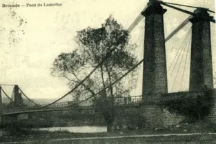 Combien de ponts l'Allier a détruits, un jour de crue, entre Auzon et Vieille-Brioude (Haute-Loire) ?