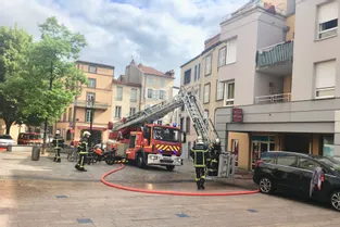 Incendie dans le centre historique de Clermont-Ferrand : deux personnes légèrement intoxiquées