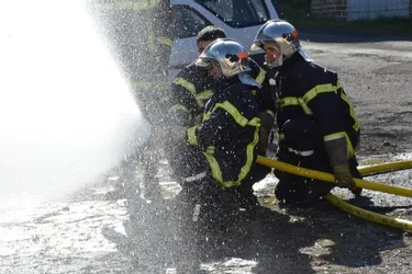 Les pompiers en entraînement grandeur nature